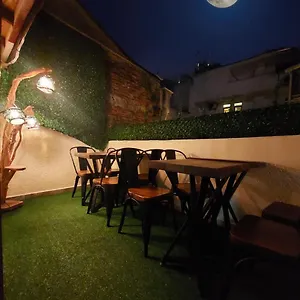Moon Istanbul